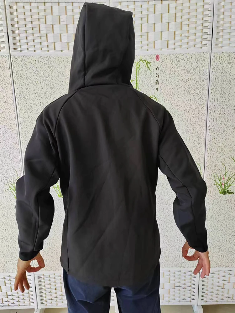 New hot sale softshell windbreaker outdoor waterproof cotton wadded jacket custom winter fleece coats men_voghion.com