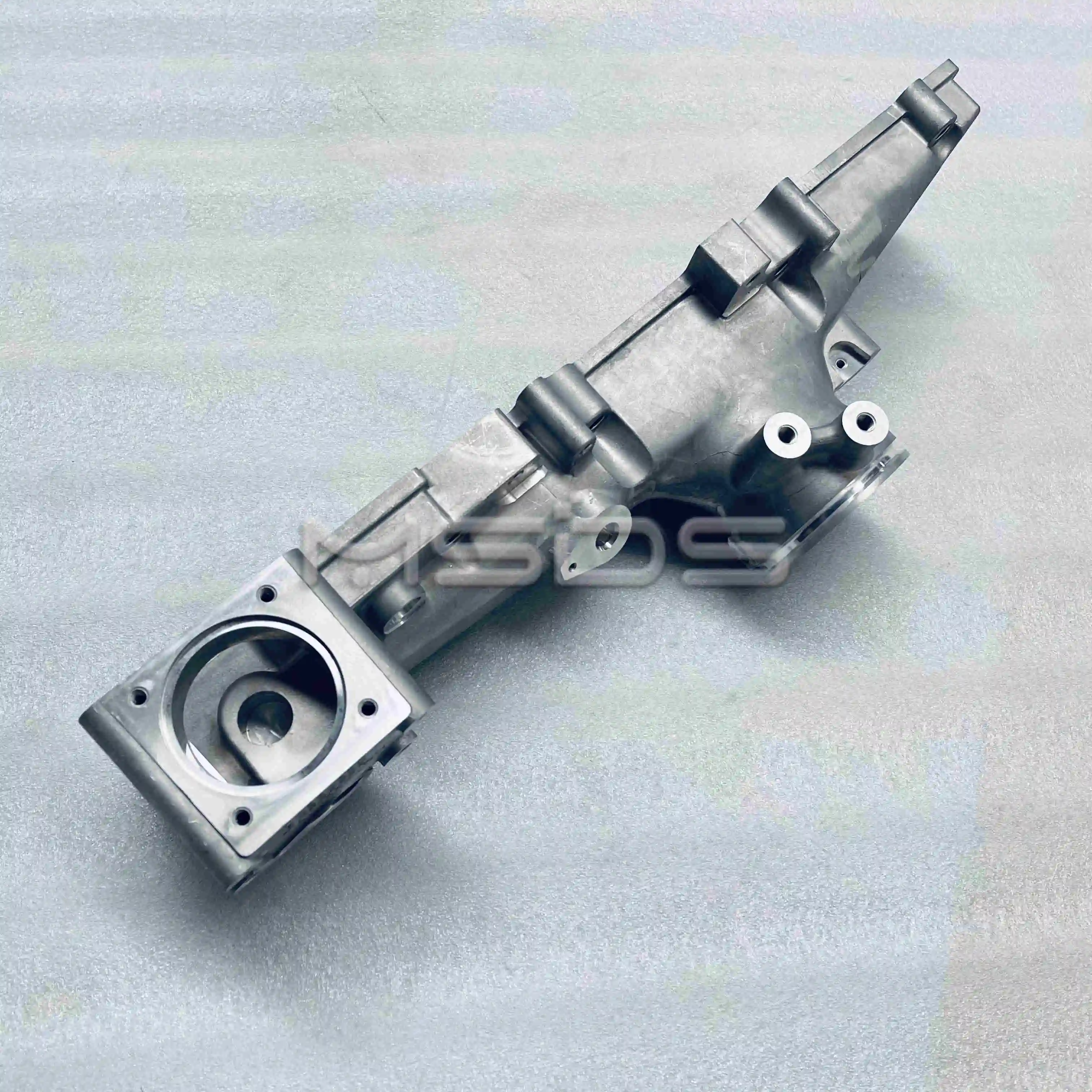 Cummins ISF2.8 Engine Air Intake Manifold 5267065 5267065F 5267067  