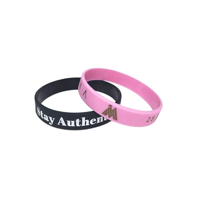 Personalized custom embossed logo different sizes silicone bracelet promotional wristbands