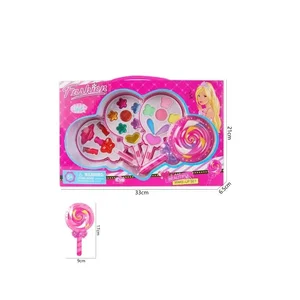 High Quality Little Girl Cosmetic Makeup Pretend Play Toy in Candy Shape Factory-Priced Plastic Beauty Fashion Kit