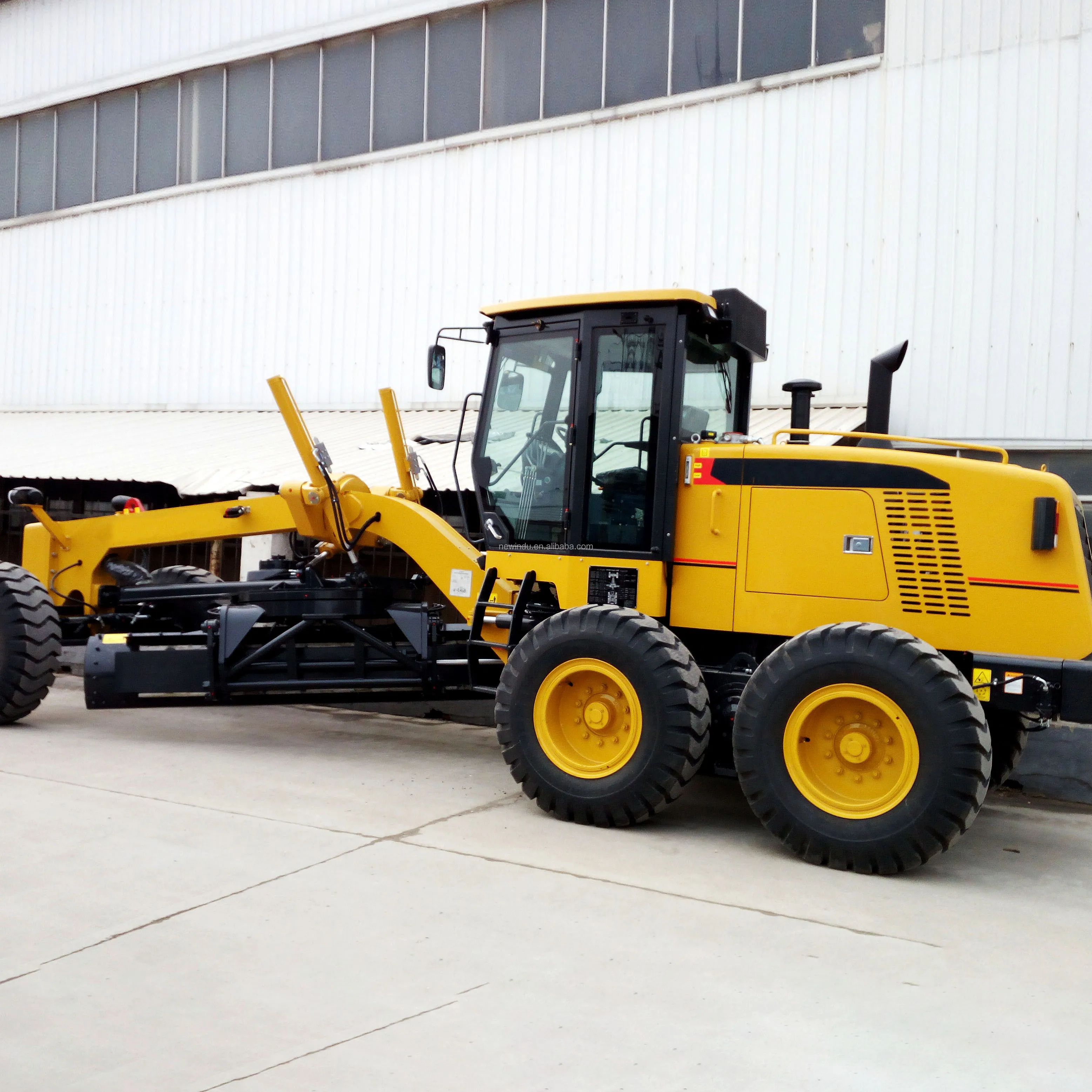 China Best Price Motor Grader 215Hp Full Hydraulic Whole Wheel Drive  Motor Grader GR215A Road Grader