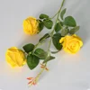 สีเหลือง