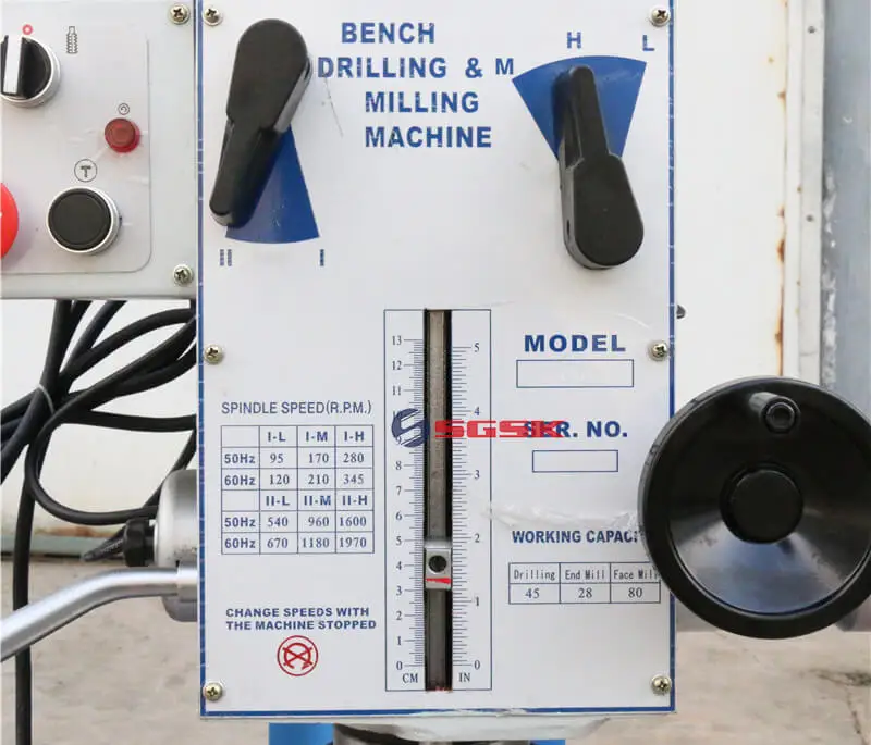ZX7045 Drilling and Milling Machine - Manual Mill Dill
