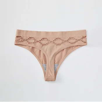 Plus size women's panties Comfortable Hollow Seamless hipster women's panties Sexy Thong Plain Dyed breathable women's underwear