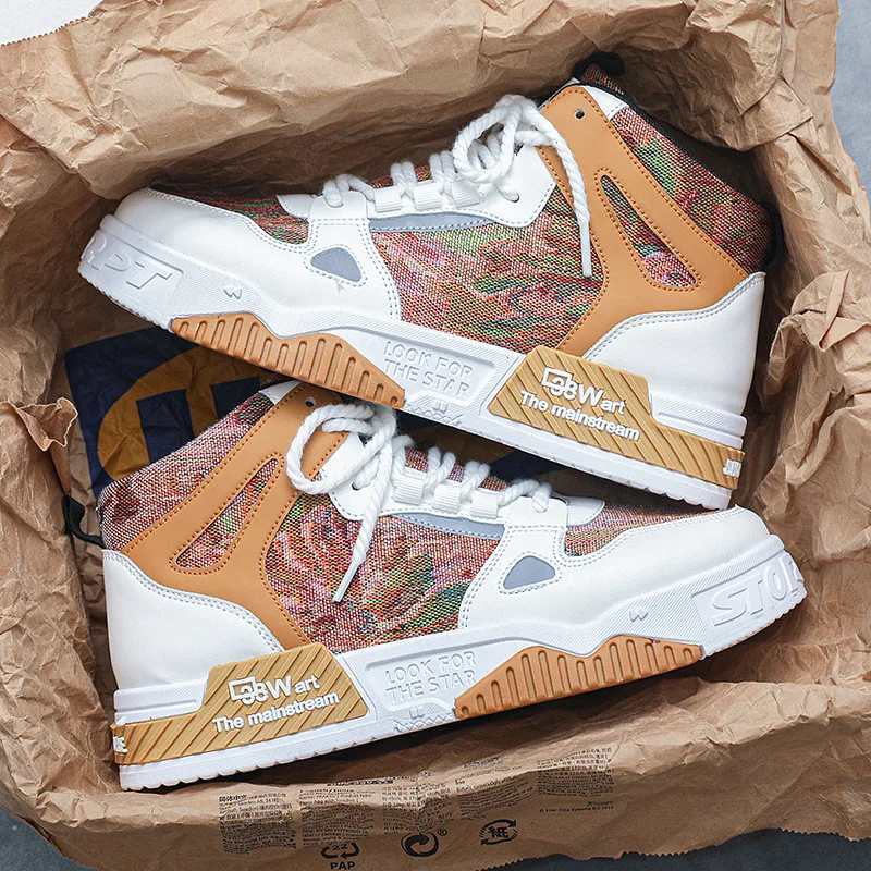 Hot Walking Style Shoes Lace-up Skateboarding Shoes Flat Mesh Casual Sneakers for Sale