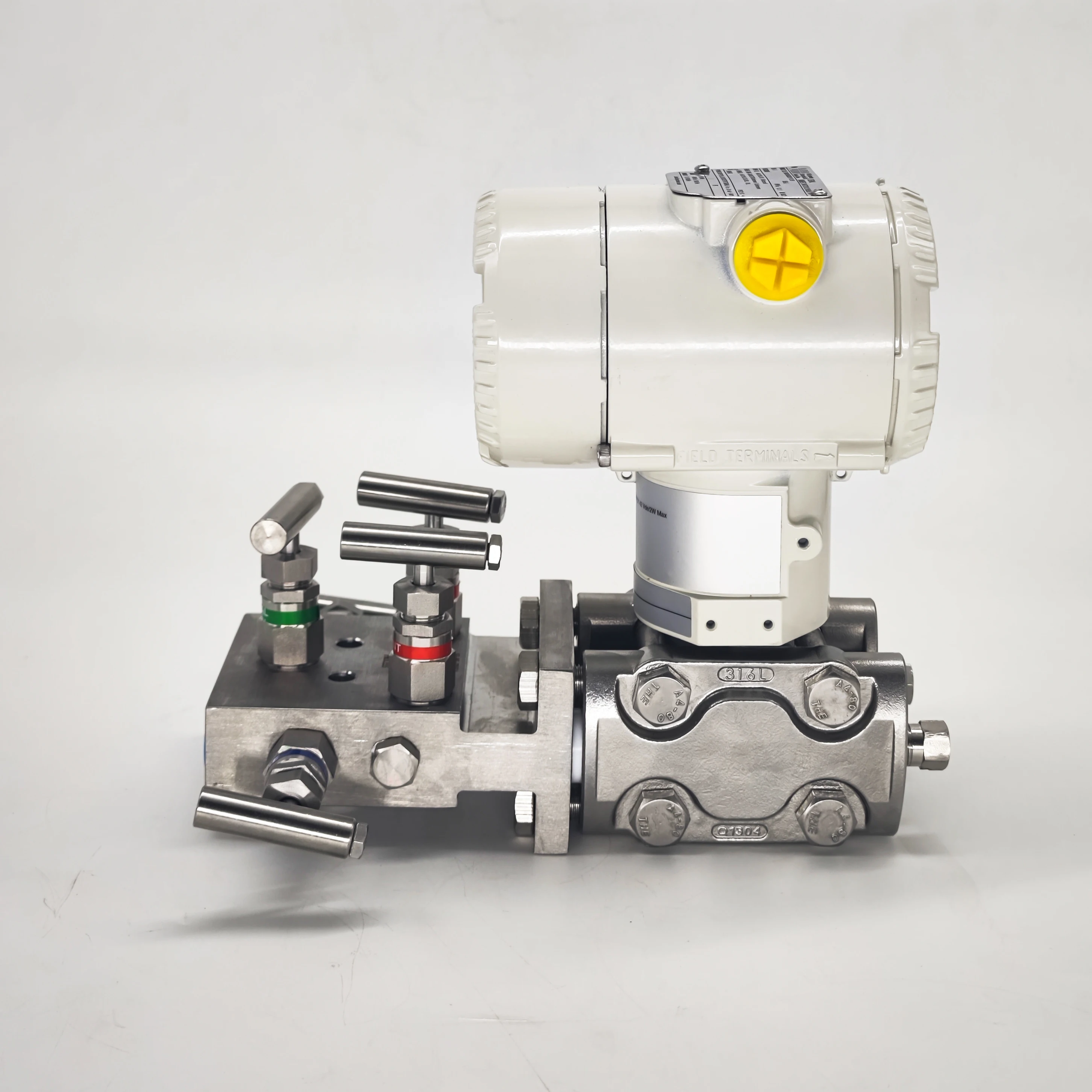 New Original Abb 2600t Smart Differential Pressure Transmitter with 5 Way Manifold Difference Pressure Transmitter