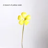 A Yellow Violet [Send a Bundle of Flowers, Leaves and Hemp Rope]