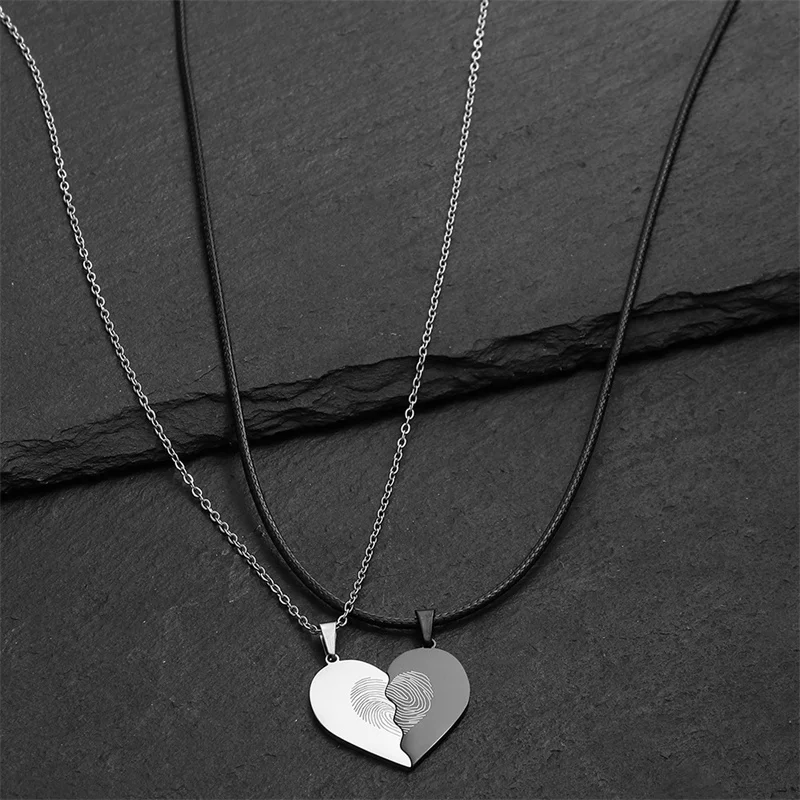 Collier Pendentif Cœur Flottant – Cordon Noir – Amour Et Bonheur – Fabrication Canada
