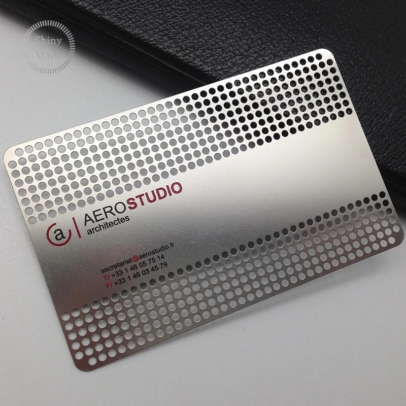 Индивидуальный дизайн, серебристая металлическая визитная карточка