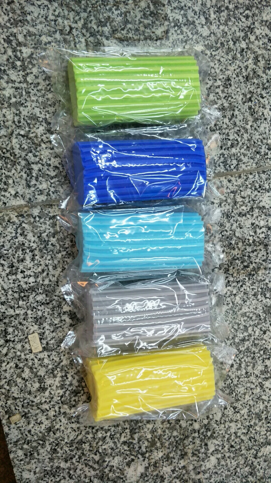 New Design Factory Direct Hot Sale Car Sponge Roll Shape Damp Pva