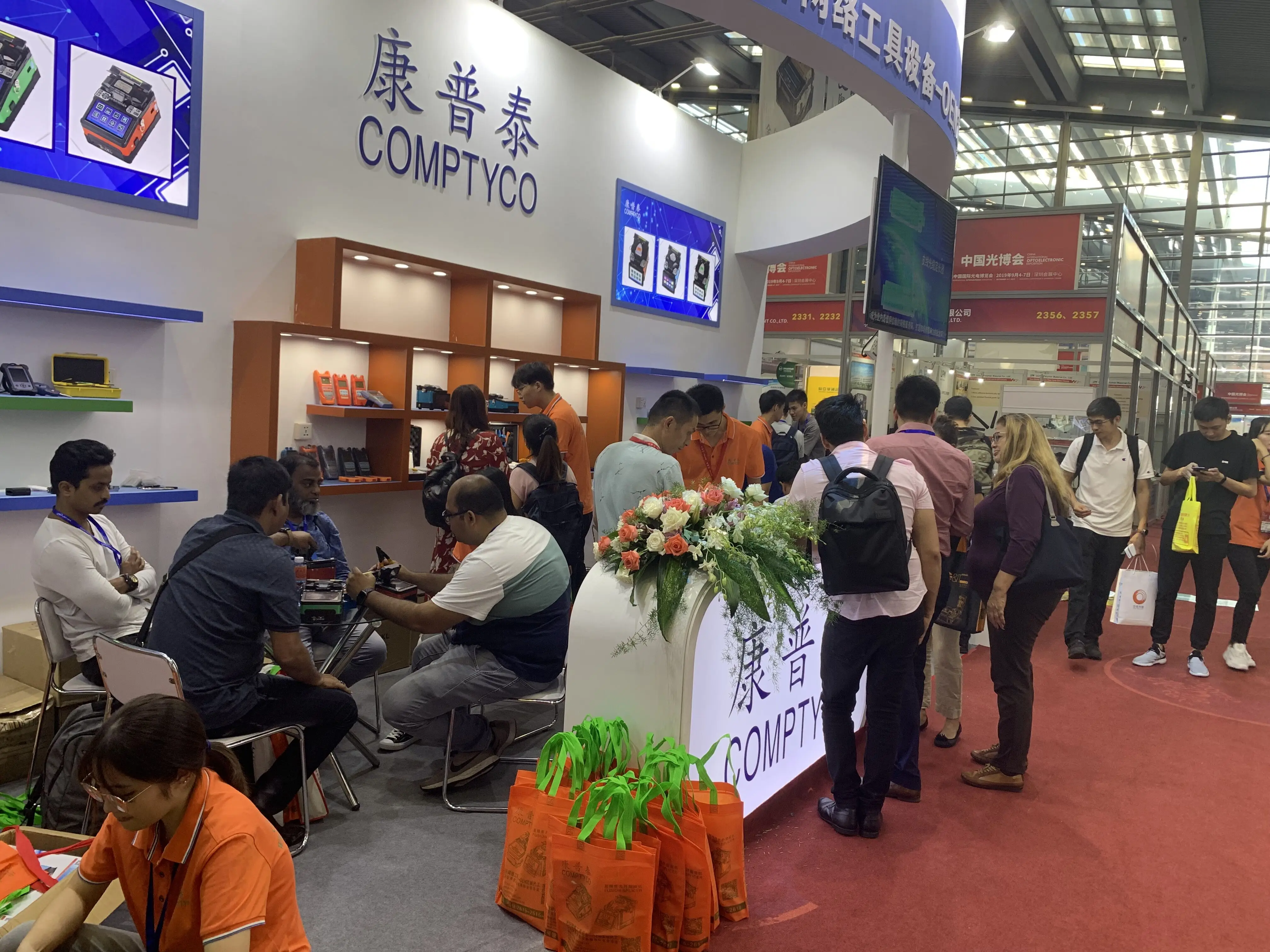 COMPTYCO FS-60F Fusion Splicer - Efficient Optical Fiber Welding