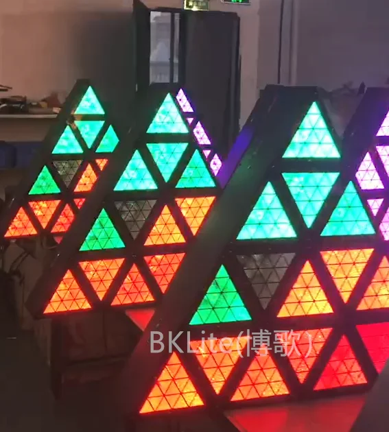 16x30W Golden Triangle Retro Matrix LED Stage Lights DJ Disco Background Light for Stunning Stage Effect