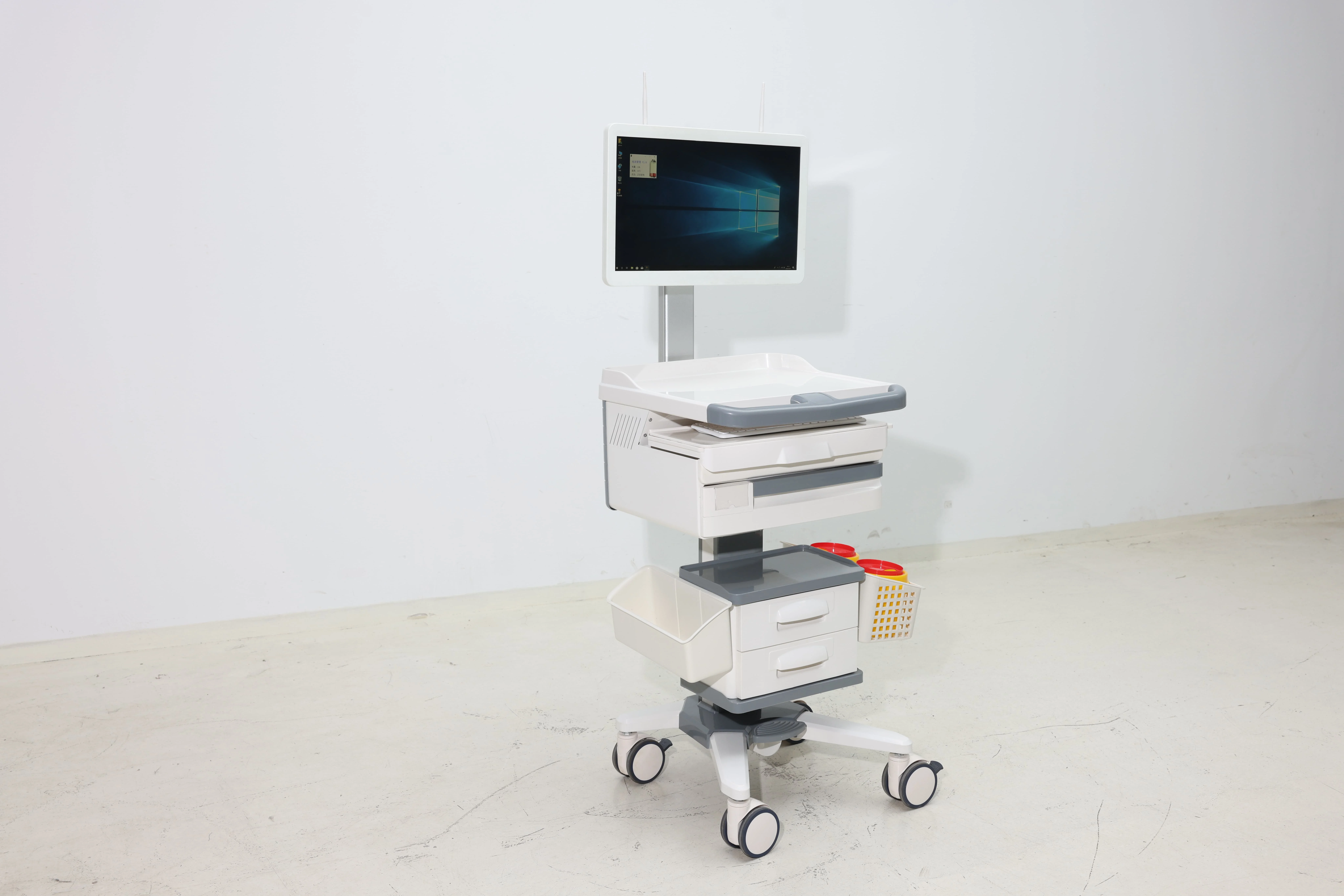 Mobile Modern ABS Hospital Administration Station Adjustable Display Ergonomic Keyboard Platform Secure Storage Living Room 2