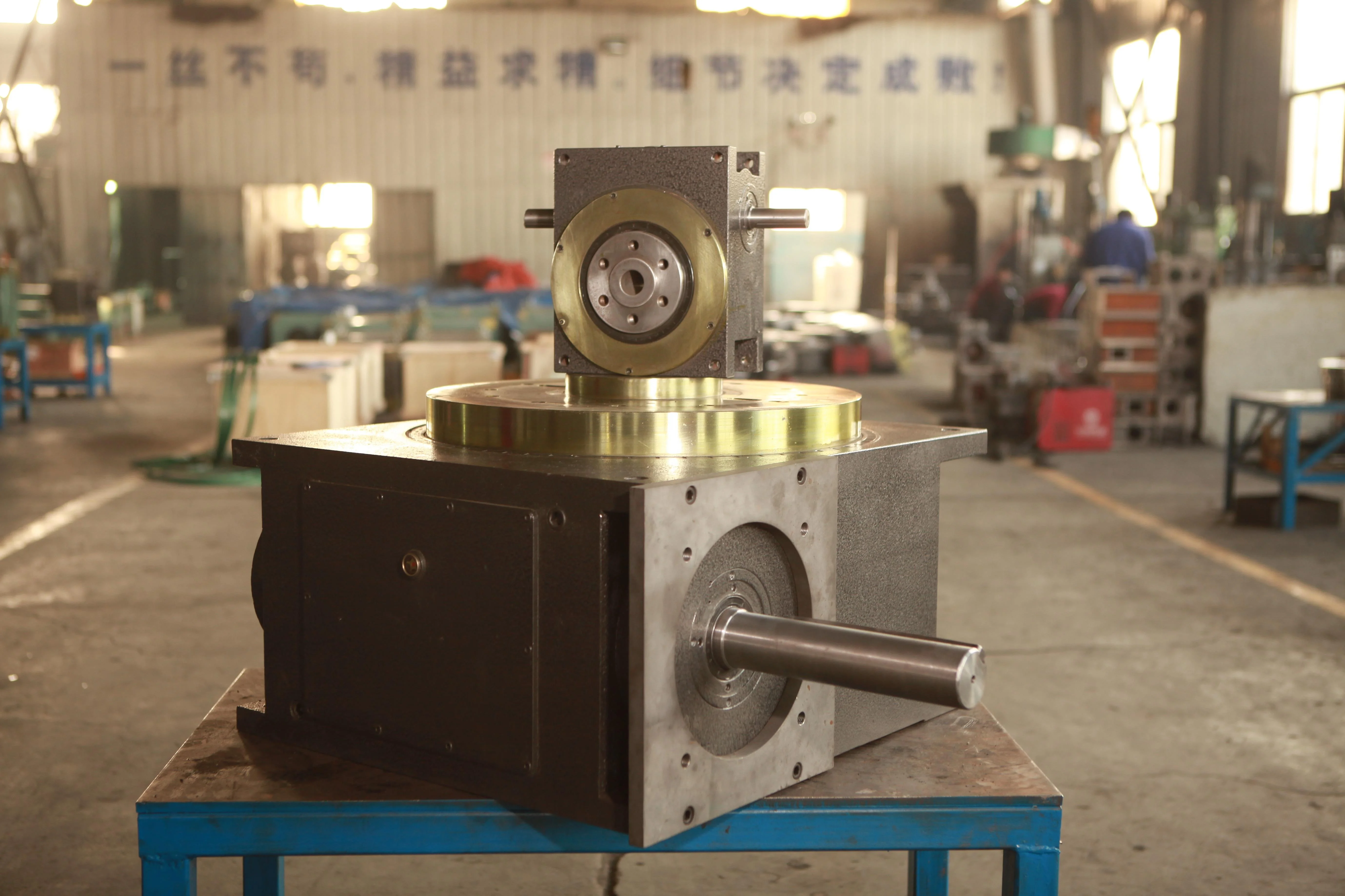 Цилиндрическая камера модели Y Series