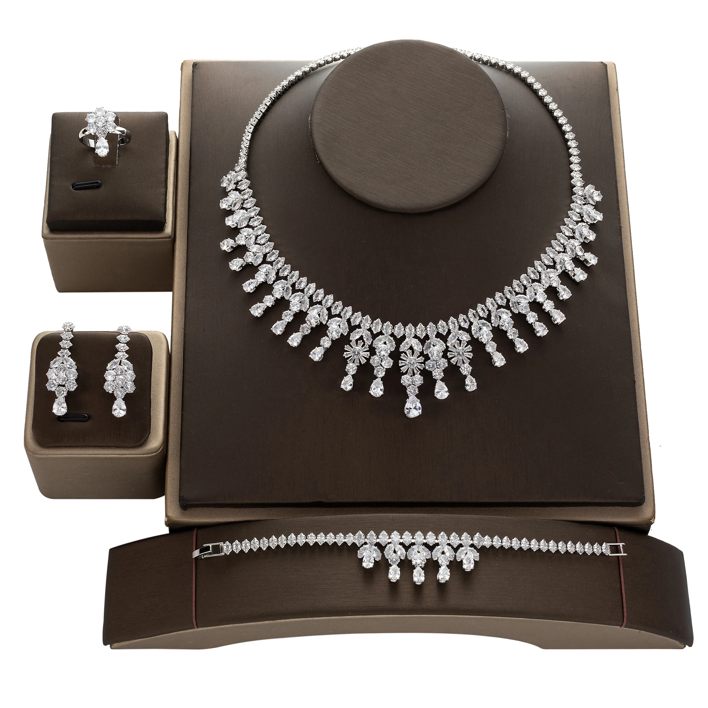 LE CHEVAL JEWELRY SET – Ciunofor