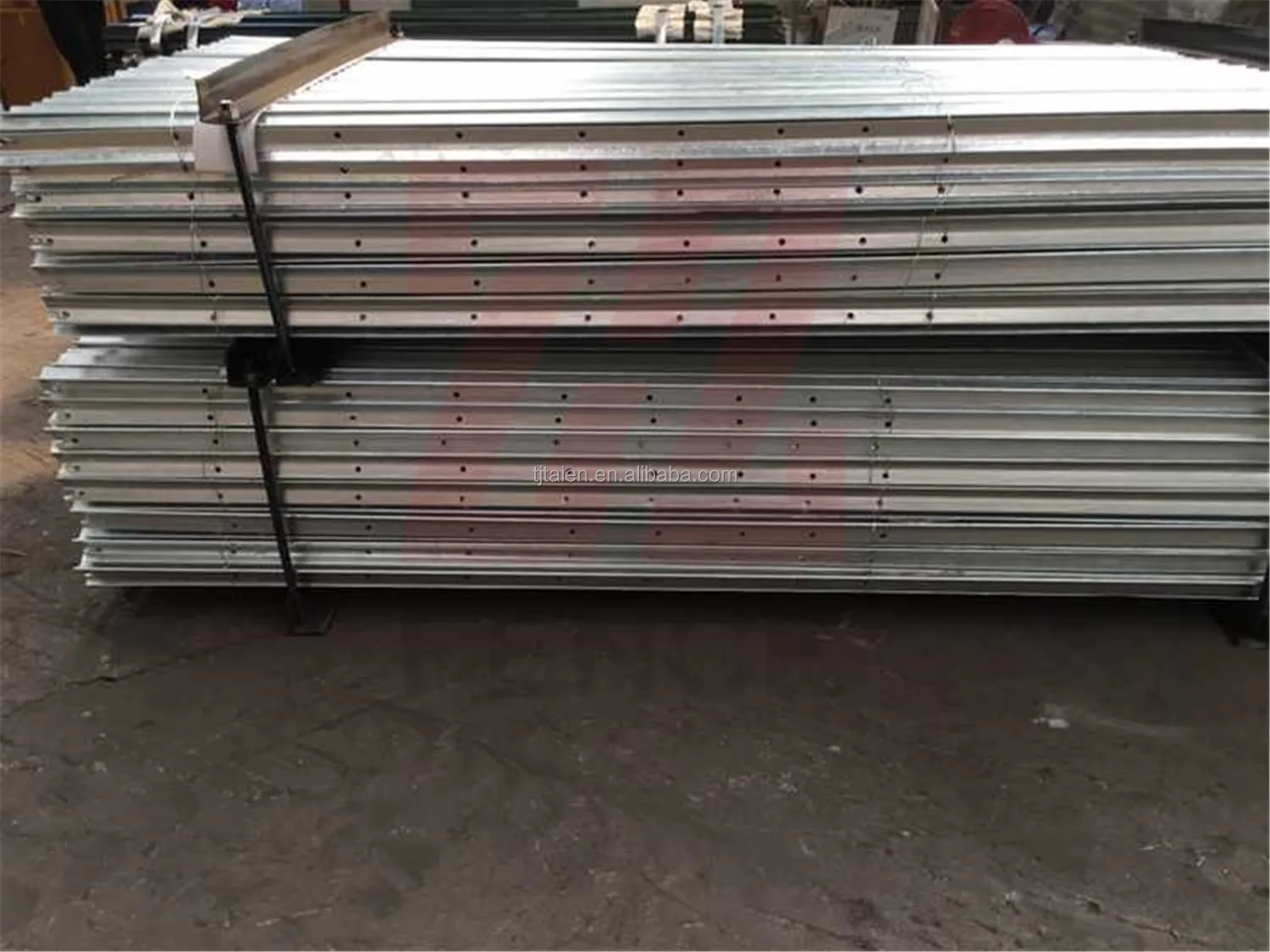 Heavy Duty Galvanised Star Pickets Iron Farm Star Pickets Electro