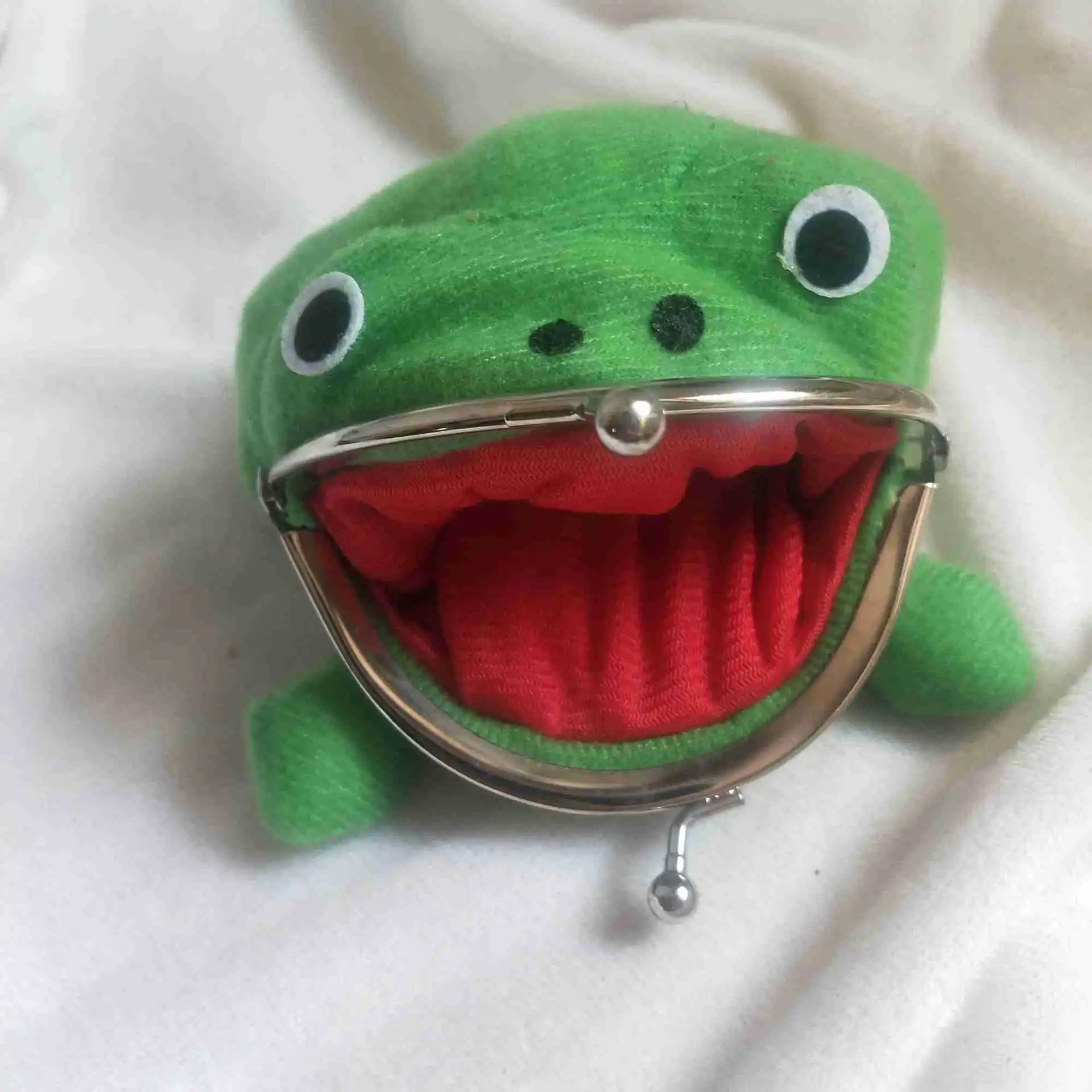 热销动漫青蛙钱包绿色青蛙零钱天鹅绒钱包为粉丝cosplay礼物