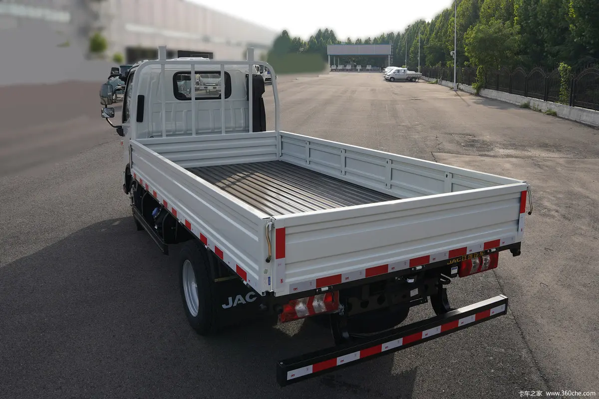 JAC Cargo Truck for Sale JAC Kangling Yunduo N3 140HP 3.8m Single-row Cargo Truck factory