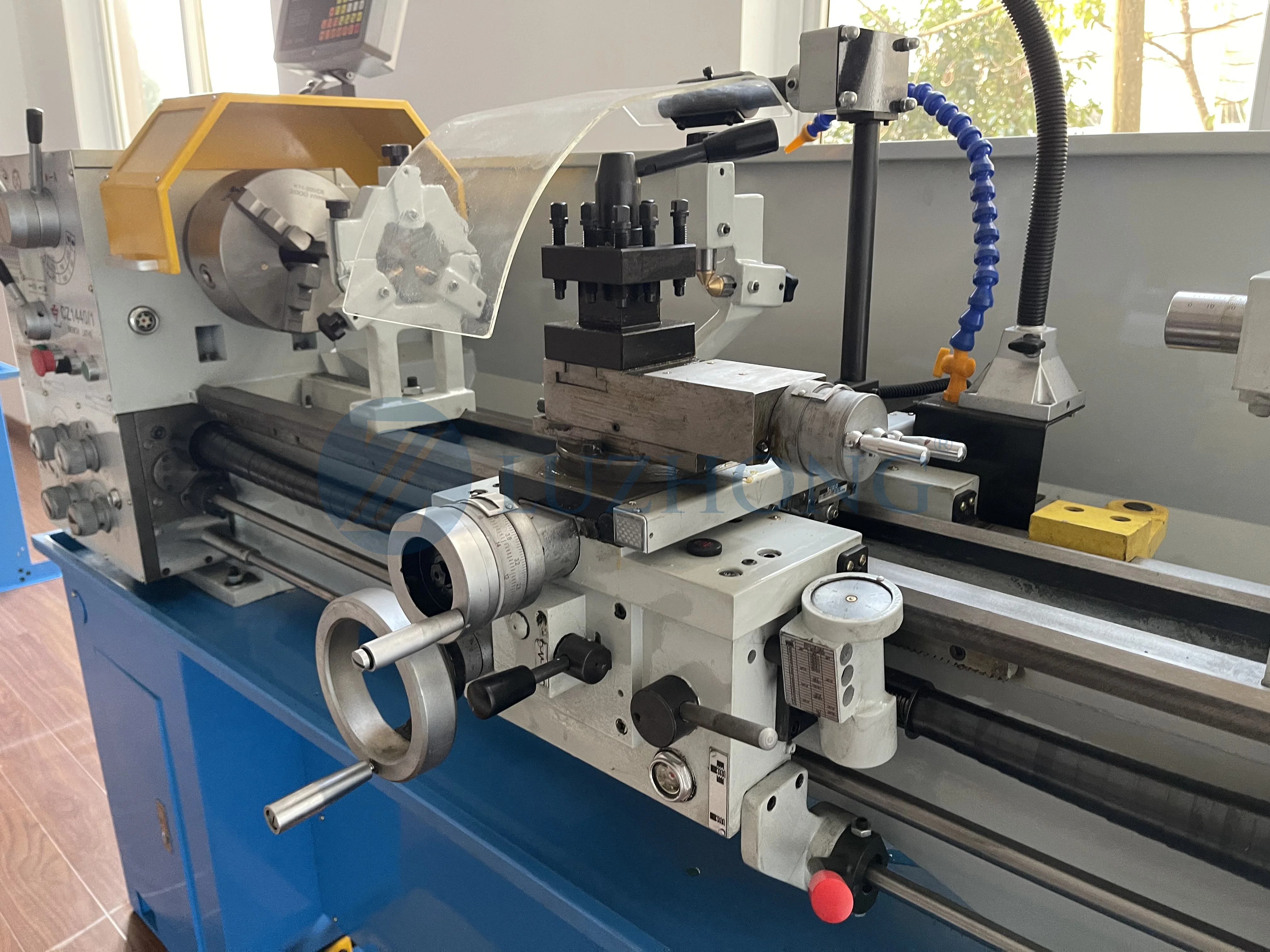 LUZHONG CZ G Series CZ1440G/1340G Manual Small Lathe Machines Portable Turning Center Medium Duty Lathe Machine for Home Use