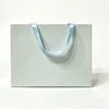 bolso de mano azul