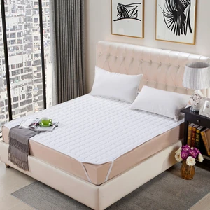 Factory Outlet Nonwoven Microfiber Cooling Waterproof 300tc Bed Protection Pad Plain Mahjong Mat Machine Washable Hospital Home
