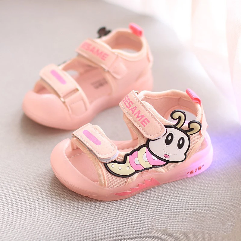 Модные детские летние тапочки на плоской подошве, Желейная светодиодная обувь, детские сандалии с подсветкой для мальчиков и девочек