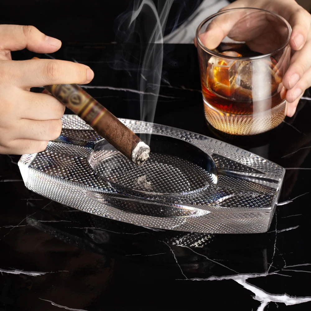 cigarette holder with ashtray Set of 2 USB Rechargeable Small Ashtray, Handheld Holder, Does Not Drop Ash, USB Charging Lazy Holder, Multicolor, 0.86x4.53" With a whiskey cigar glass theyll be able to enjoy their favorite spirit and cigar without needing both hands Danish Modern Cigarette Holder and