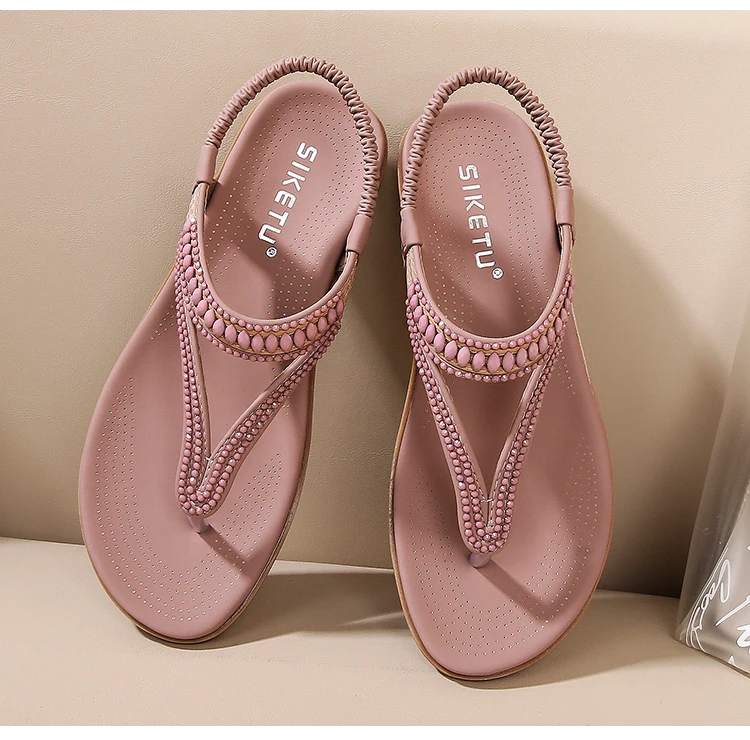 Elastisches Band Perlenclip flacher Boden Strand-Wegelsandalen weiche und dicke Sohlen Damenschuhe für draußen Sommermode
