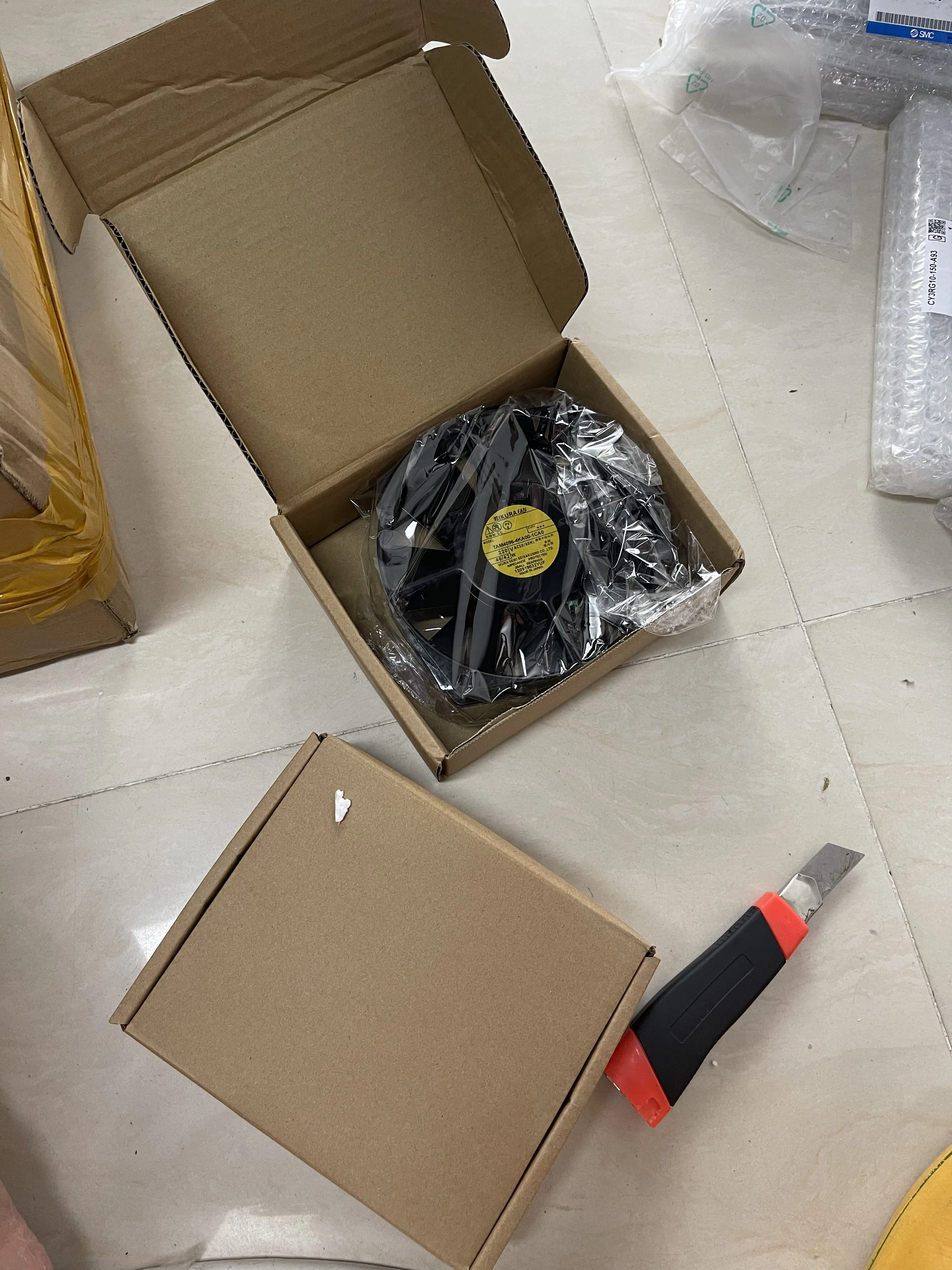 IKURA Fan TAM4096-4KA00-1CA0