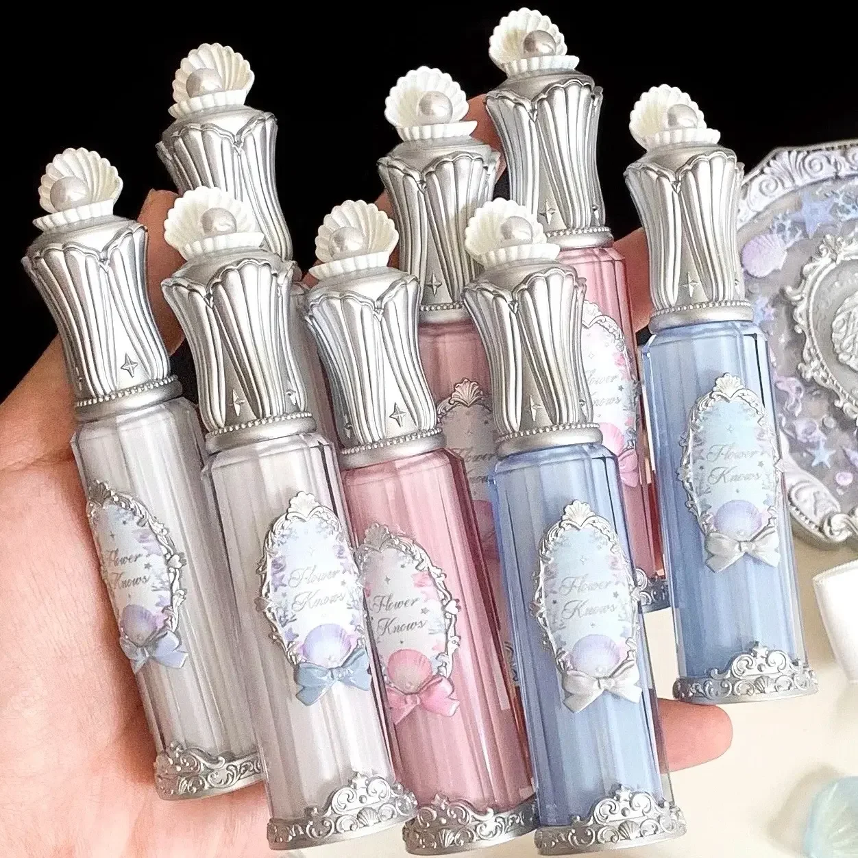 S コスメ×8 KOSE VISEE] Glossy Rich Eyes N BL-8 Eyeshadow Palette 5g