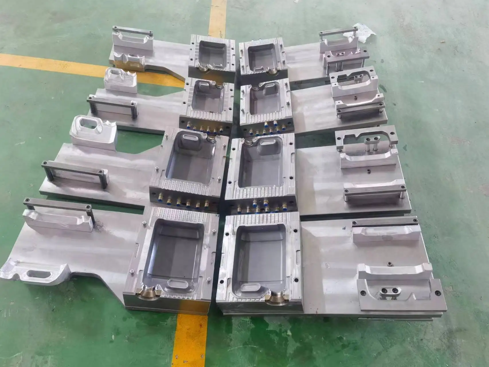 HDPE Plastic Bottle Extrusion Blow Mould Aluminum Extrusion Mold