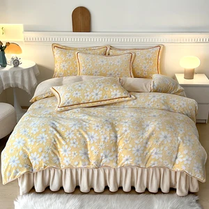 Best Selling High Quality Skin Friendly Wholesale Custom Size King Quilt Cover Bed Skirt Style Bed Sheet Girls 4pcs Bedding Set