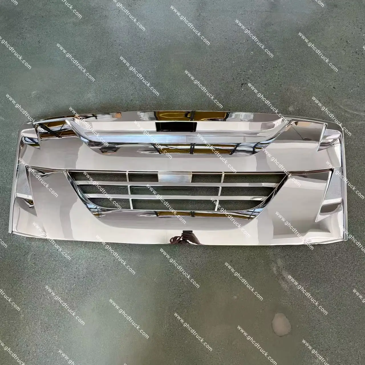 GHCD New Product Factory Price Chrome Panel Grille for Japanese Truck for ISUZU New GIGA/HNO for NISSAN MITSUBISHI Made of