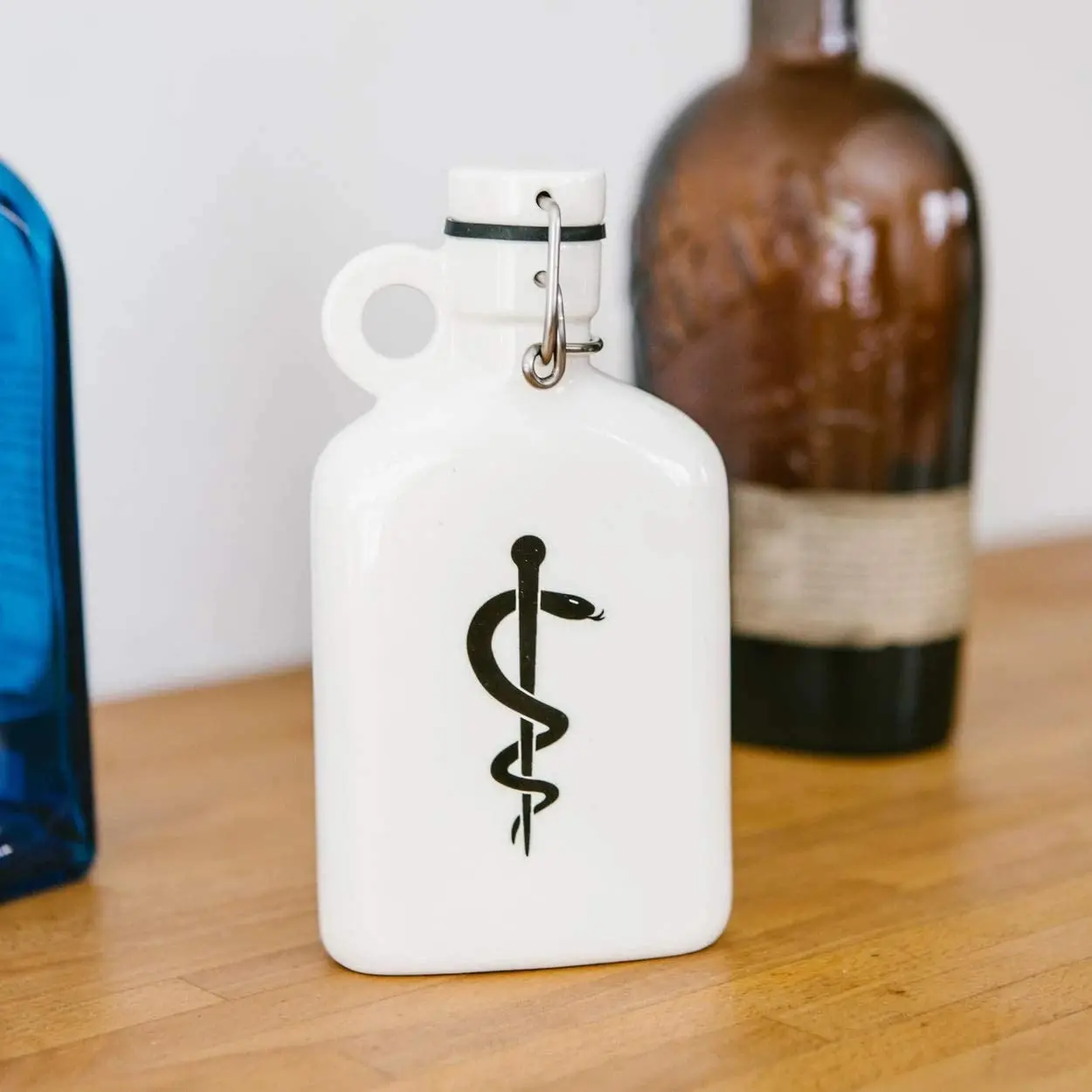 Classic Ceramic Hip Flash Mini Porcelain Alcohol Flash Wine Bottles