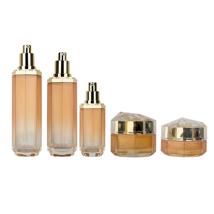 Luxury cosmetic containers and packaging spray pump glass bottles for cosmetics