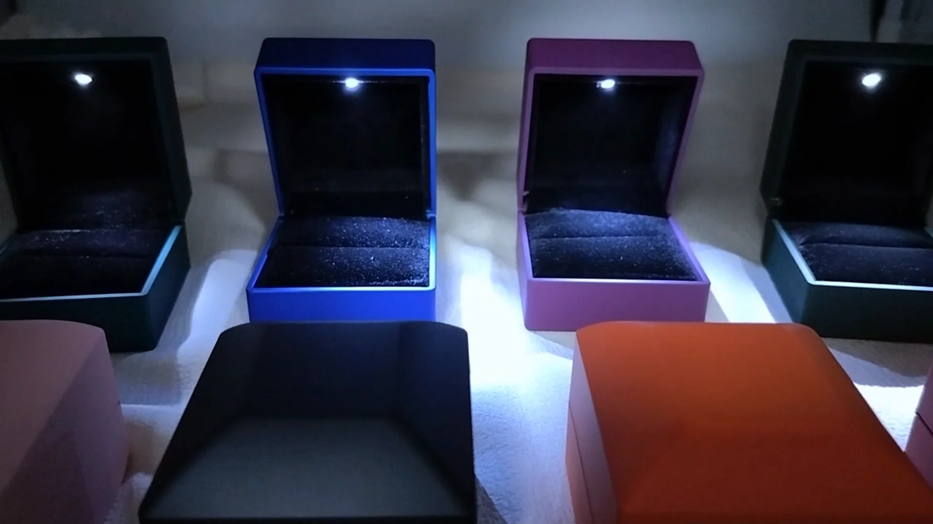 Luxury Custom Logo Plastic Wedding Diamond Ring Boxes Jewellery ...