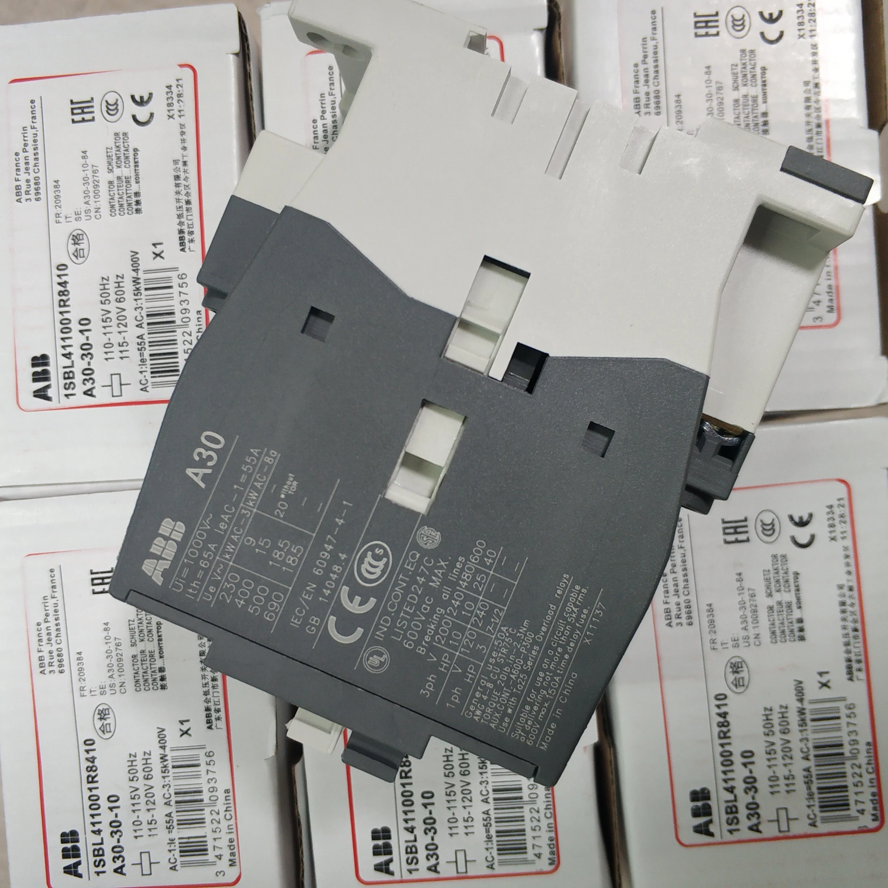 Магнитный контактор ABBs 24-28 в 3p 1SBL411001R8110