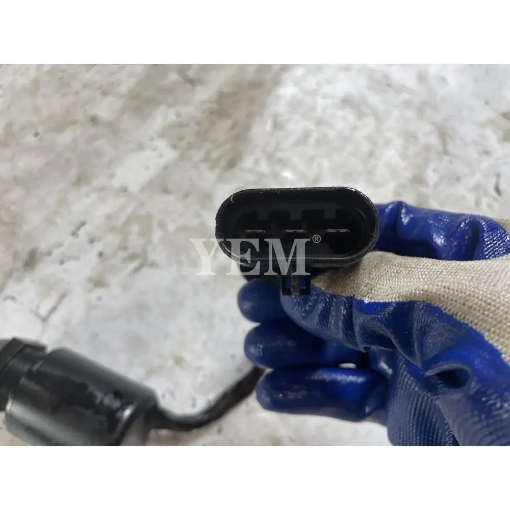 For Mitsubishi L3E Solenoid Valve Used Excavator Engine Parts 2