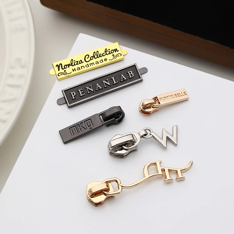 Customized Handbag Hardware Logo Metal Plate Waterproof Handbag