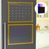 Calendario dorado con notas