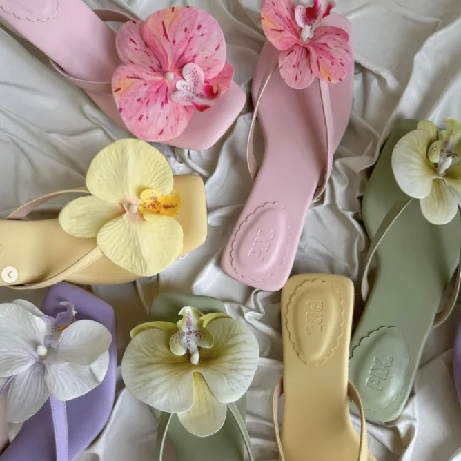 Girls Latest Hot High Heel Slides Flip Flop Slippers Wholesale Women  Flowers Multi Color Slippers Sandals