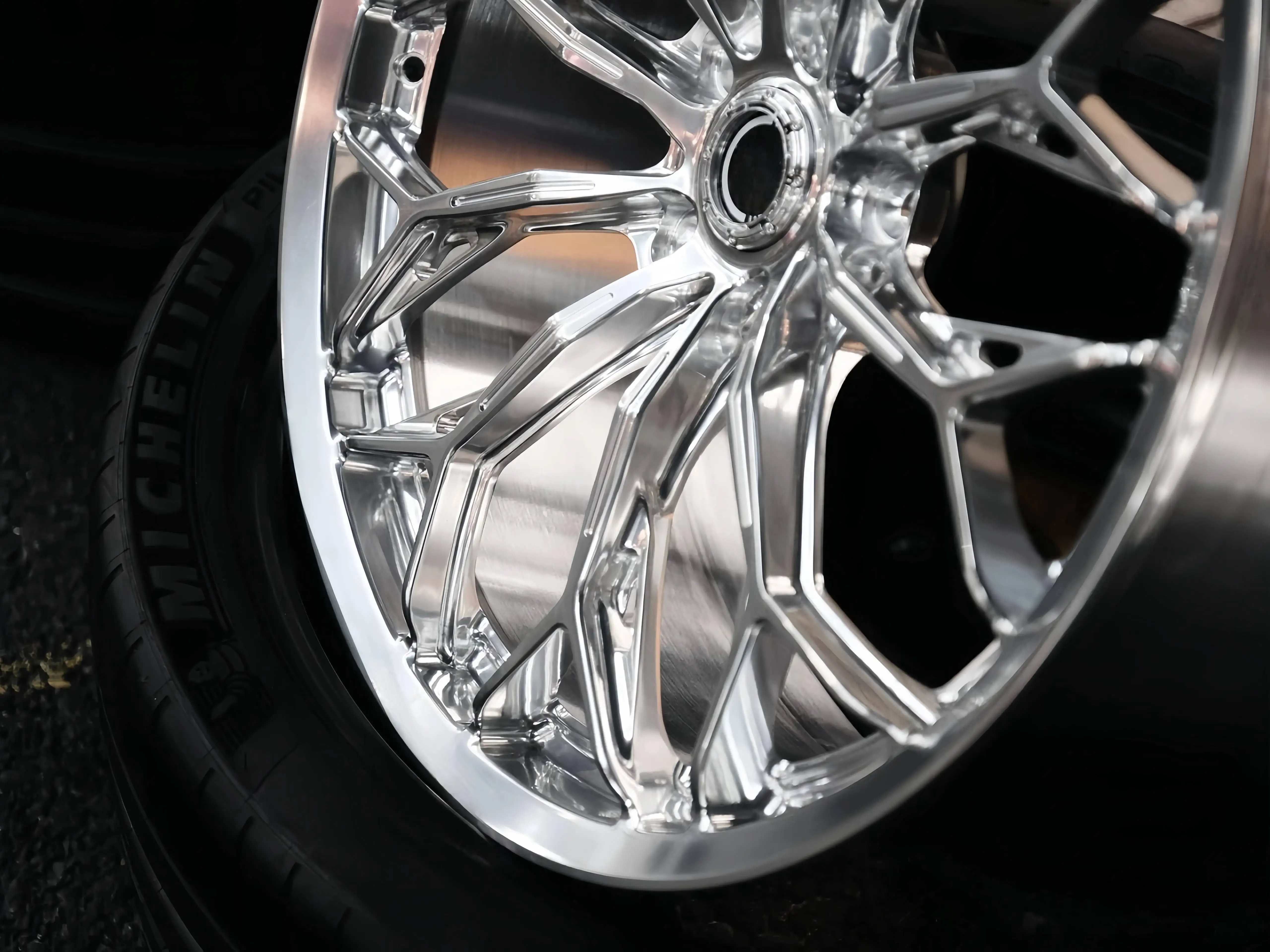 XINLAI Hot 1 Piece Deep Concave Forged High Brightness 5x120 5x112 5x114.3 18 19 20 21 22 Inch Wheel for Racing Car Wheel - Image 3