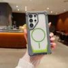 Gris oscuro + verde hierba