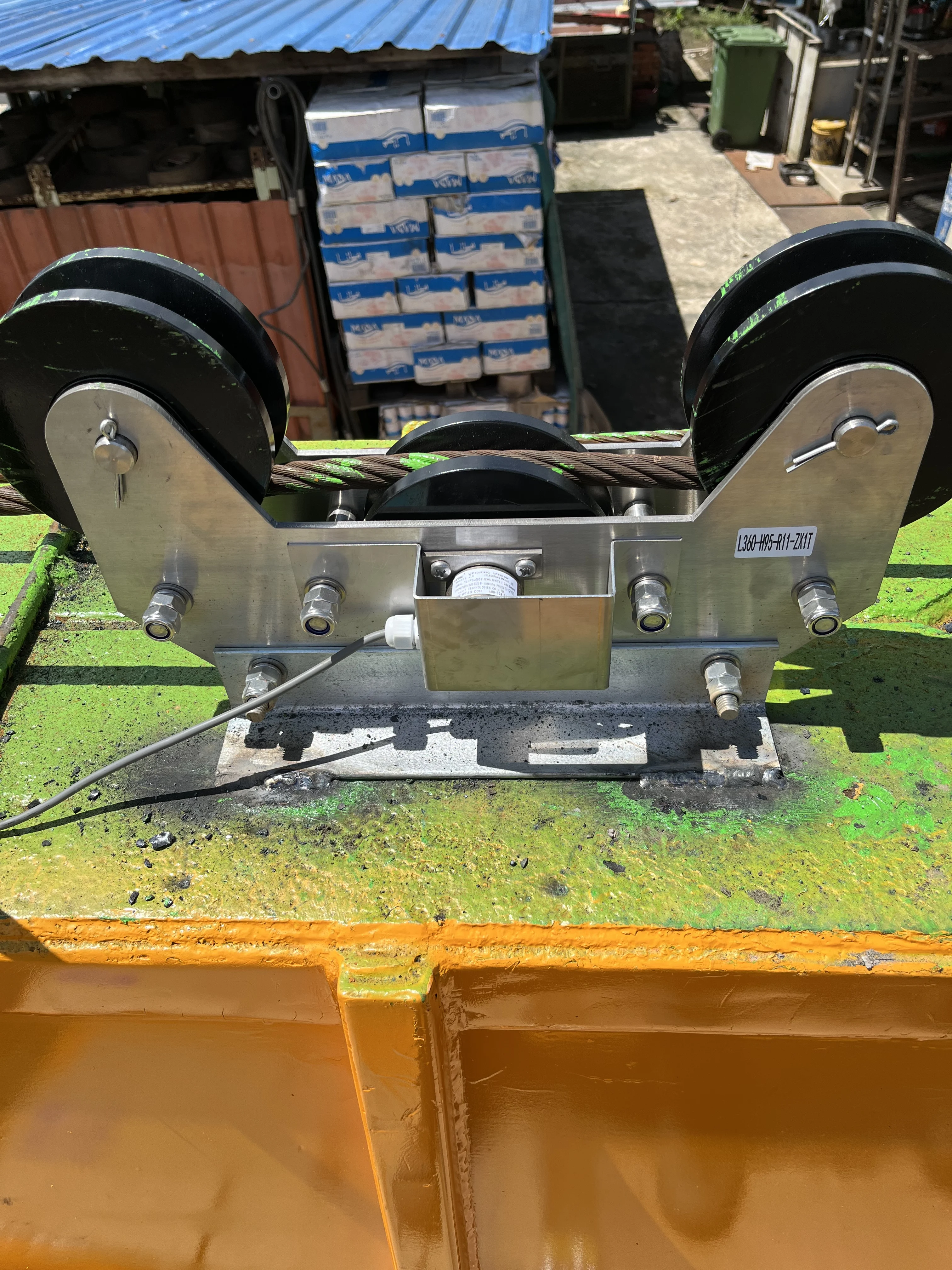 Straightpoint Crane Load Monitoring Load Cells Offer Unrivaled Quality and Functionality