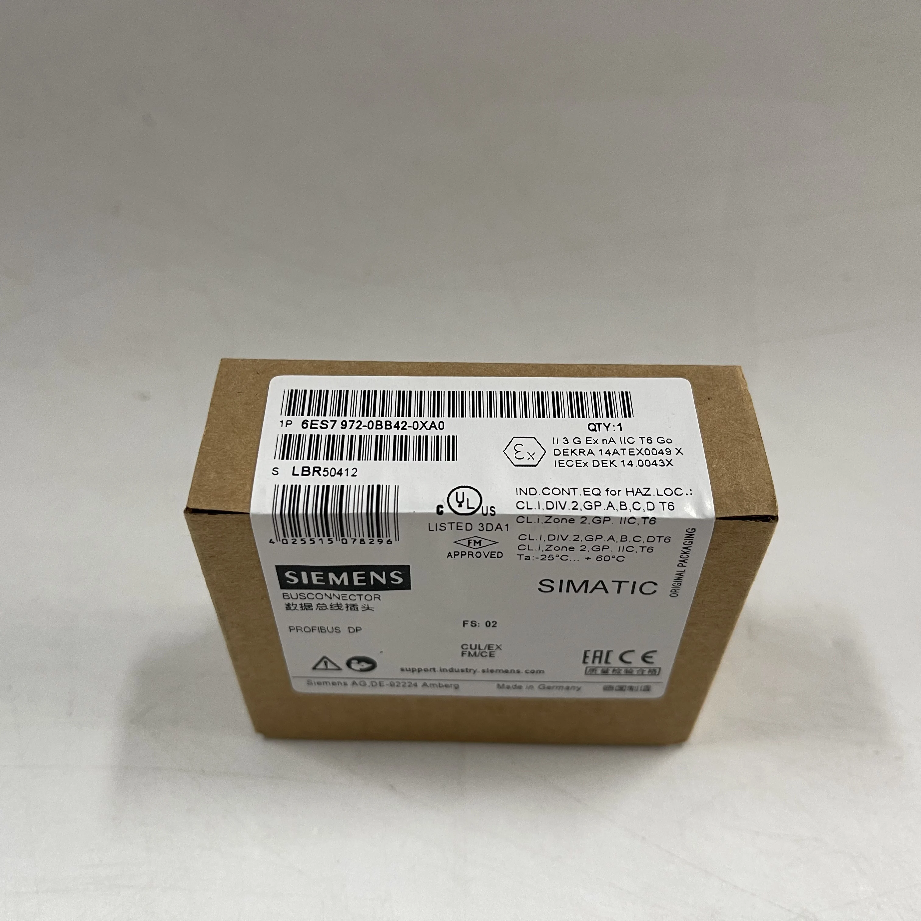 SIEMENS Profibus DP Bus Connector 6ES7972-0BB42-0XA0 SIEMENS Profibus DP Bus Connector 6ES7972-0BB42-0XA0