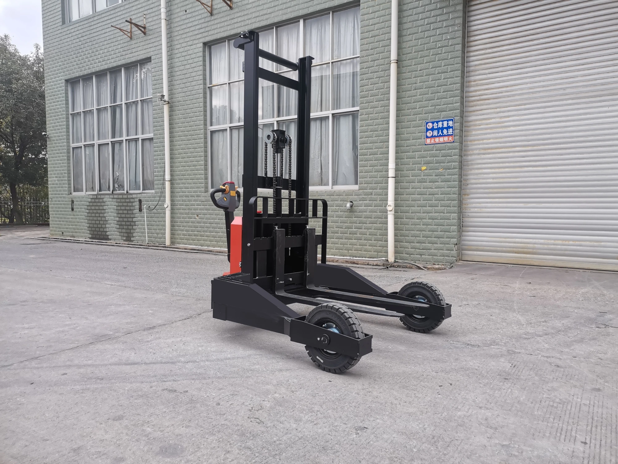 WELIFTRICH hot sale best quality 1.5 ton all terrain pallet jack 1500 KG outdoor all rough terrain pallet truck