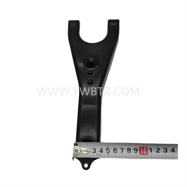 High-quality CLUTCH FORK for ISUZU TRUCKS - Wholesale
