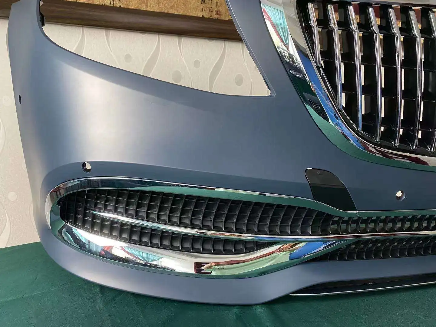 New Condition Mercedes W222 Maybach S560 Front Bumper Body Kit Plastic Front and Rear Bumpers