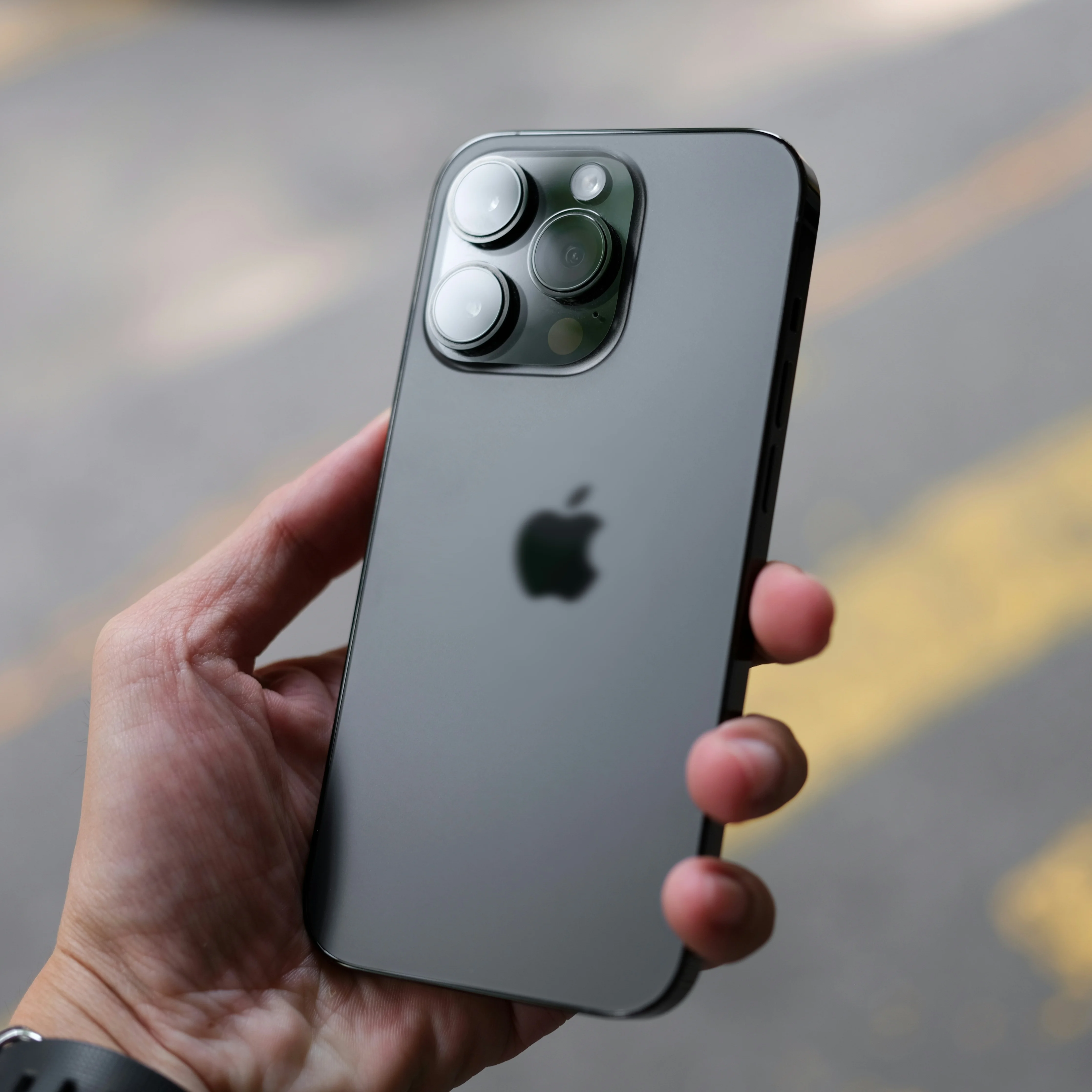 Iphone 14 Pro Max with Third Party Accessories & Storage