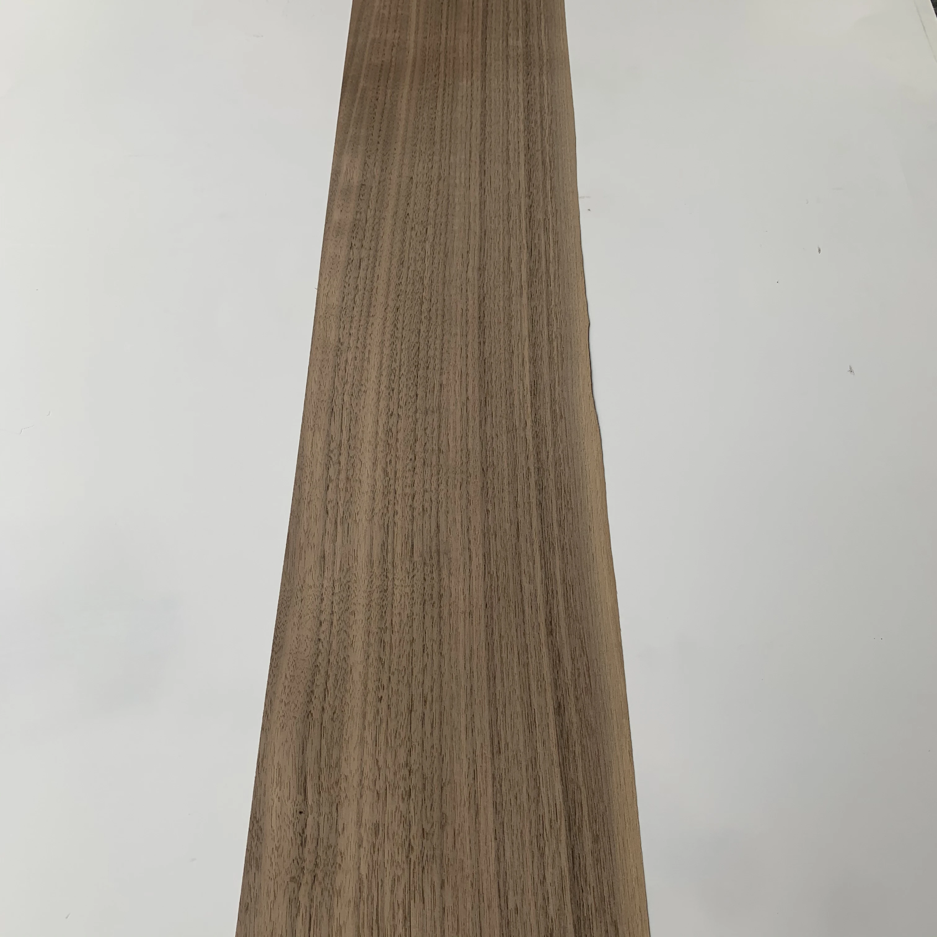 Natural Wood Veneer A/AA/AAA 0.45mm Straight Stripes Black Walnut American Natural Black Walnut Bark with Straight Stripes